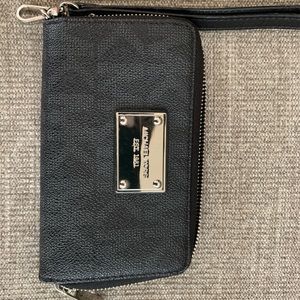 Black Michael Kors Wristlet
